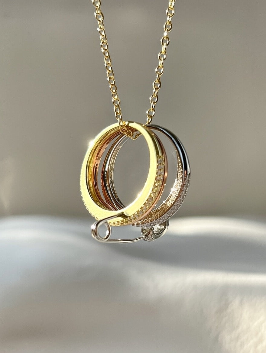 Tri-Color Interlocking Rings Pendant Necklace (Gold/Silver/Rose Gold Tone)