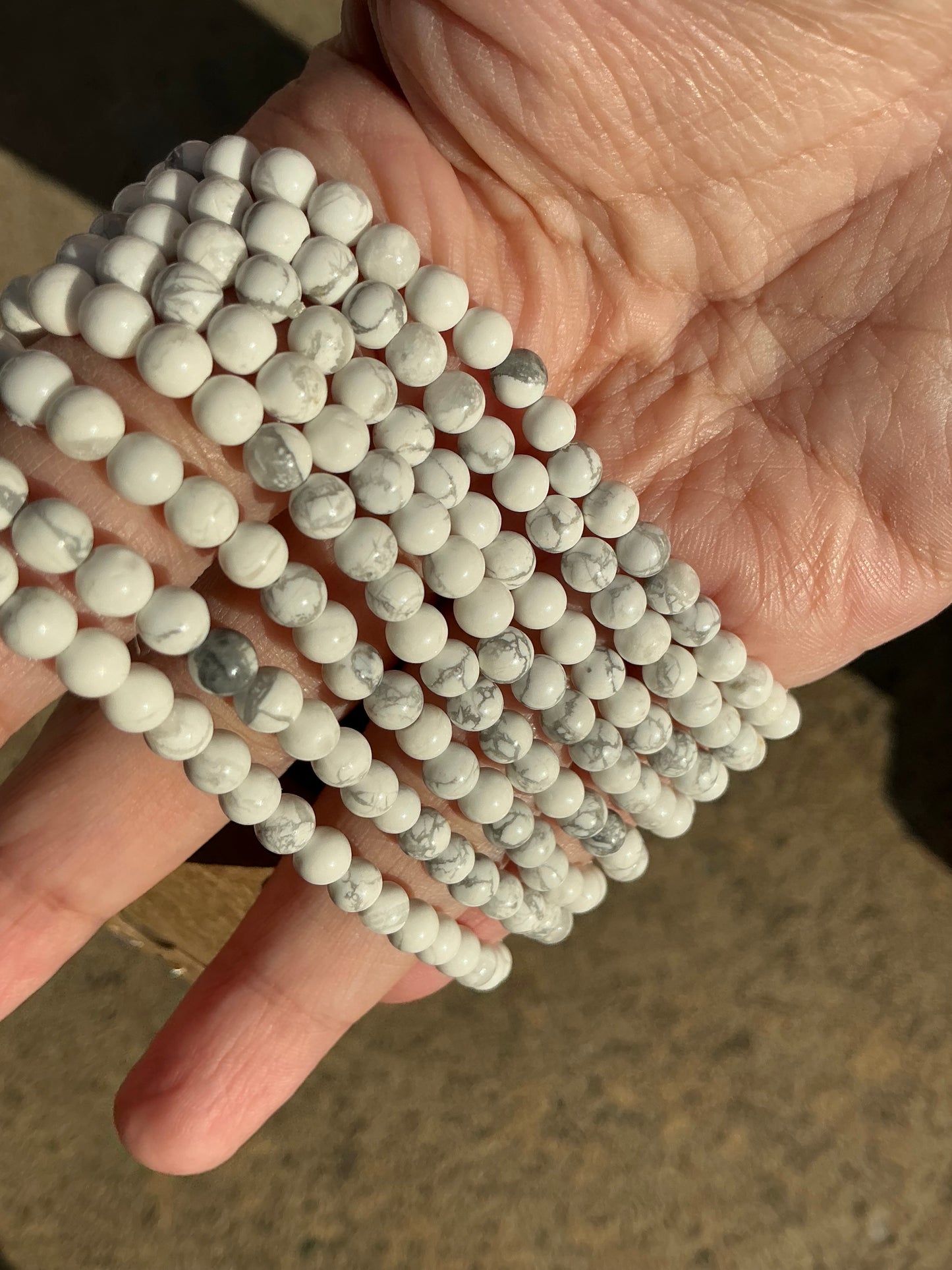 Howlite Bracelet 4mm Beads – Natural Stone