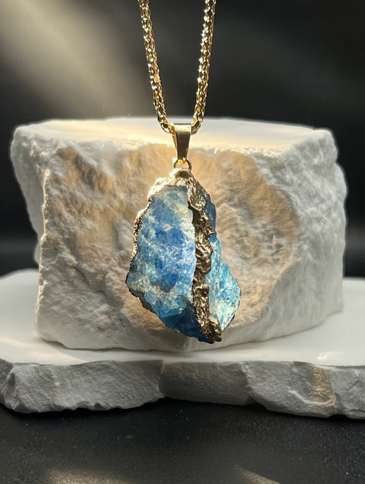 Raw Blue Apatite Pendant Necklace (Gold-Tone)