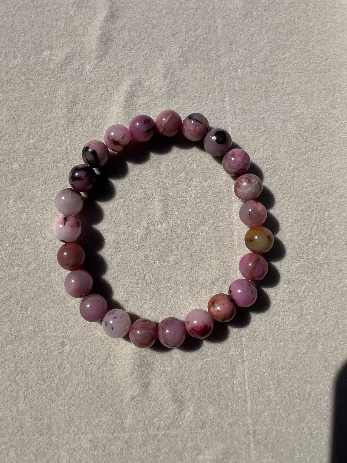 🌸 Rhodonite – The Stone of Love &amp; Emotional Healing