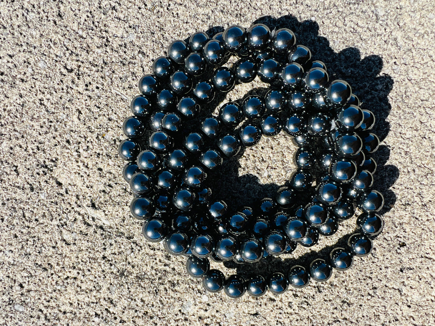 🖤 Hematite – The Stone of Strength and Grounding